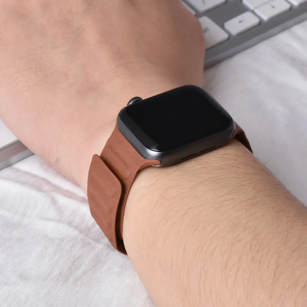 Apple Watch Ultra 49mm / 45mm / 44mm / 42mm | Leather Magnetic Loop Watch Band Strap | Brown