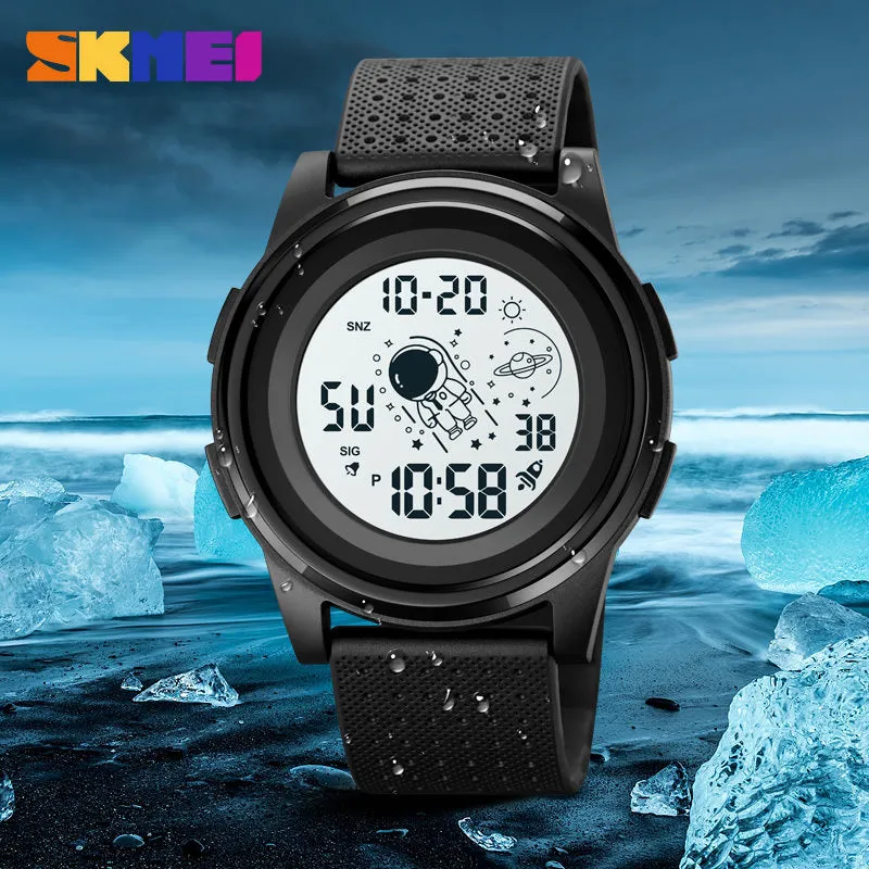 SKMEI 1883 Ultra-thin Astronauts Watch w/ 5 Bar Waterproof